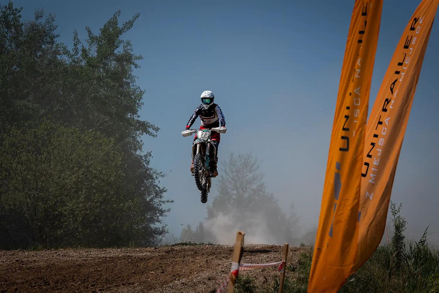 Jak přepravit motocykl? Způsoby přepravy a upevnění