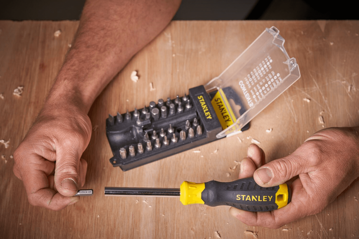 Šroubovák STANLEY MULTIBIT, 34 kusů, sada bitů