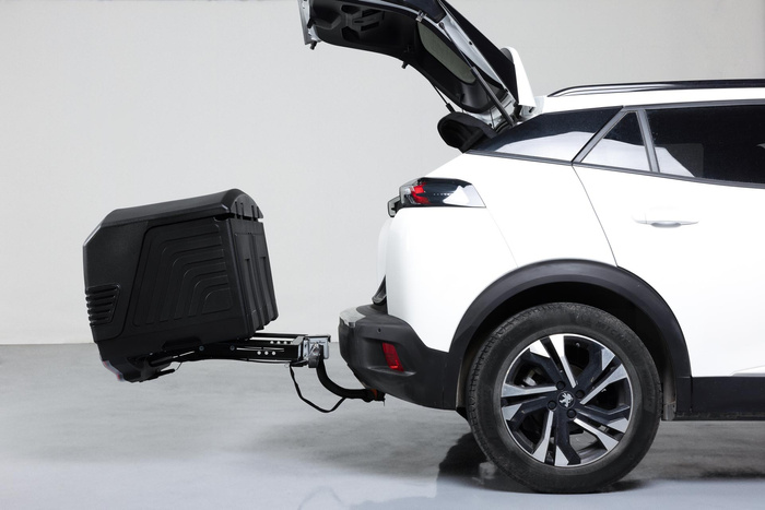 Towbox V3 black LED Edition - box na zavazadla montovaný na tažné zařízení