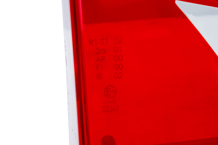 Stínidlo (pravé) pro Strada EVO/EVO RV/Vario - 022715