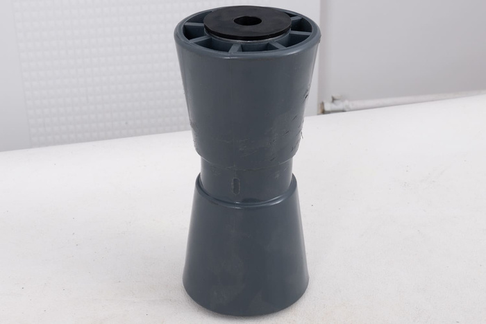 VÝSTUP Spodní válec, trup, příď, kýl UNITRAILER 194 mm pro lodní přívěs