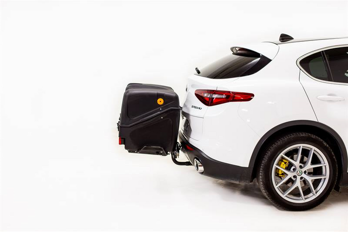 Towbox V1 Black Edition - box na zavazadla montovaný na tažné zařízení