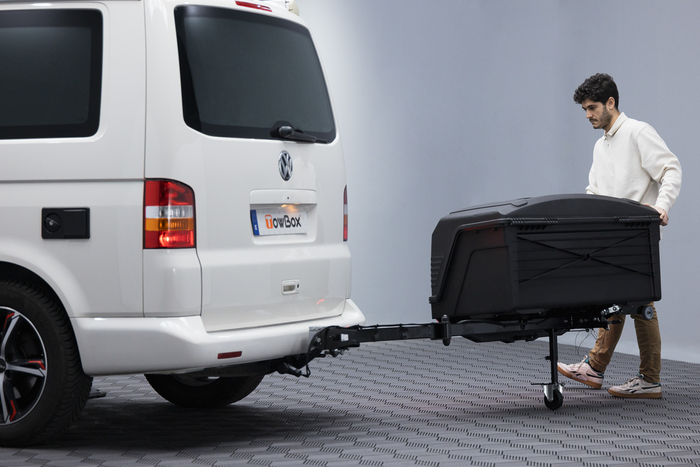 Tažný box Camper Alpha černý (krátký) - nosič na tažné zařízení