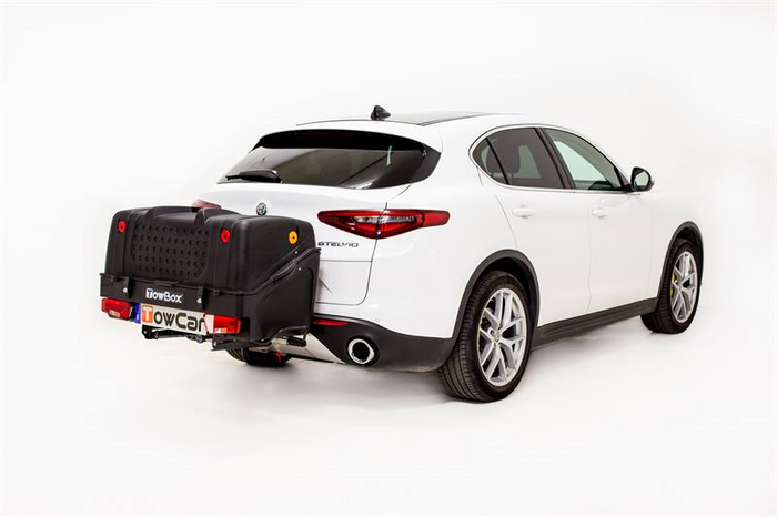 Towbox V1 Black Edition - box na zavazadla montovaný na tažné zařízení