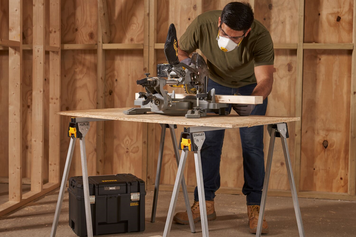 Kovový stojan STANLEY STST81337-1 (2 ks)