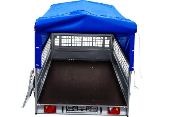 Přívěs za auto na pružinách 264x150 UNITRAILER GARDEN 265/R KIPP s pletivovými bočnicemi, rámem H-800 a modrým krytem