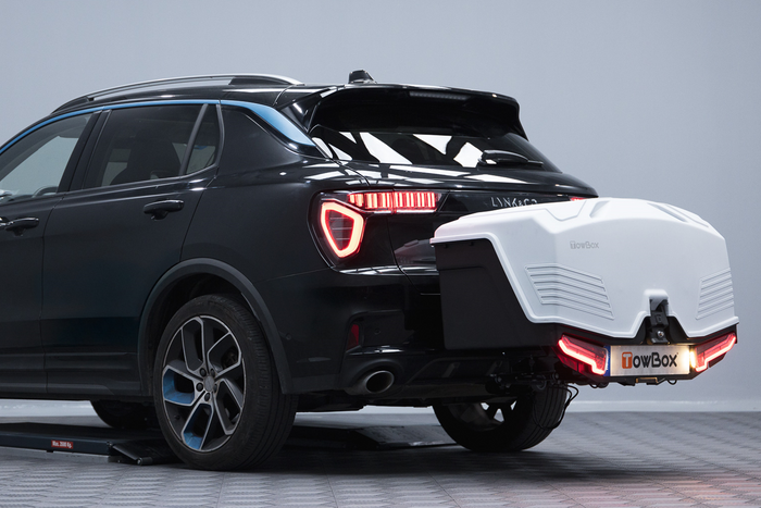 Tažné zařízení Alpha classic grey - box na zavazadla montovaný na tažné zařízení