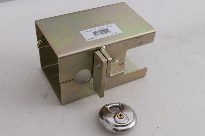 Ochrana koule tažného zařízení OUTLET KNOTT s protikrádežovým zámkem