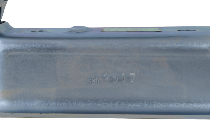 Kulové tažné zařízení KNOTT K7.5-M pro přívěs o hmotnosti 750 kg s čtvercovou ojí o průměru 70 mm