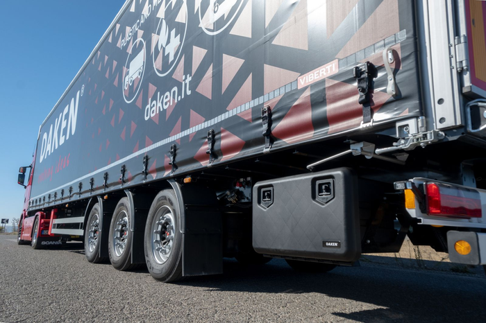 DAKEN 81205 ARKA box na nářadí 685x500x500mm 109l