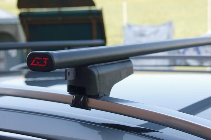 Střešní nosič G3 CL 61.130 univerzální pro tradiční a integrované ocelové zábradlí