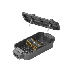 Skrzynka elektryczna / puszka przyłączeniowa plastikowa 8x4-bieguny