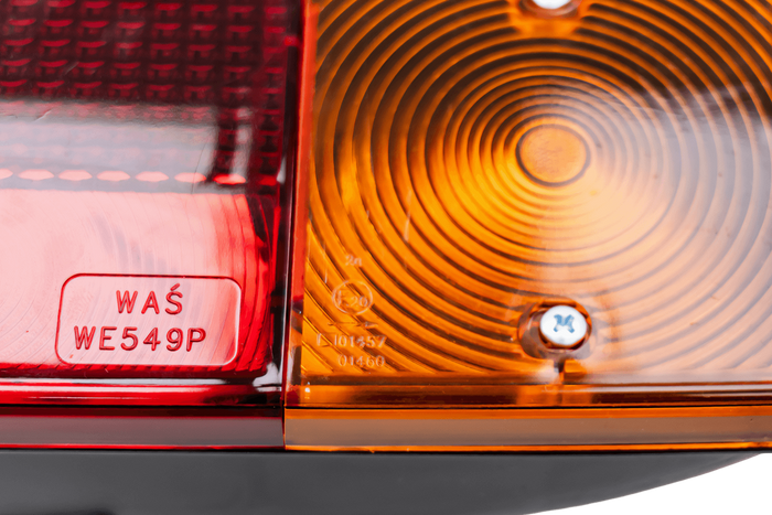 Zadní světlo WAŚ WE549P 3 funkce vpravo