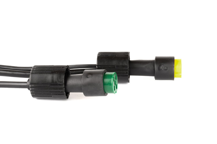 Elektrická instalace MANTES, kabeláž pro přívěs 5,2 m, 7PINOVÁ zástrčka, 2x5PINOVÉ bajonety
