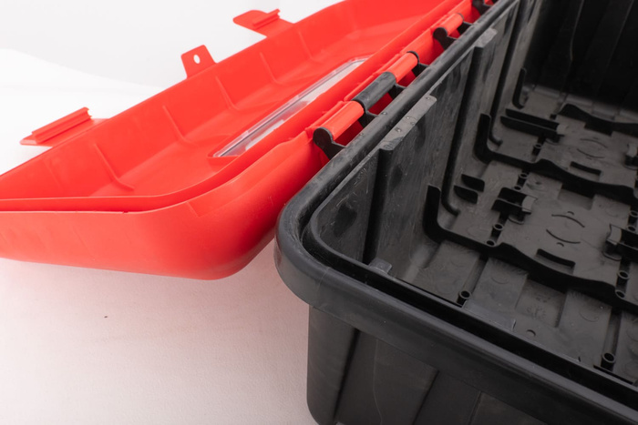 ZÁSUVKA Krabice na hasicí přístroj 6/9 kg DAKEN 82130 REGON 715x335x240mm červená