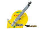 Ruční naviják 450 KG s páskem KNOTT, žluté pouzdro