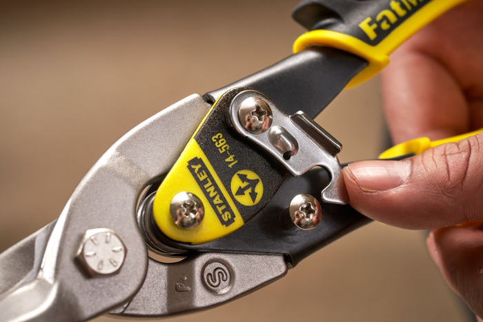 Rovné nůžky na plech STANLEY FATMAX 2-14-563