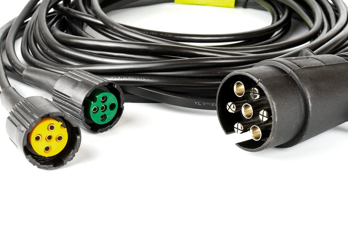 Sada světel: zadní světla FRISTOM LED + boční obrysová světla HORPOL LED + kabelový svazek MANTES 5,2 m 7PIN