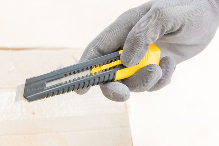 STANLEY 1-10-151 nůž s odlamovací čepelí 18 mm