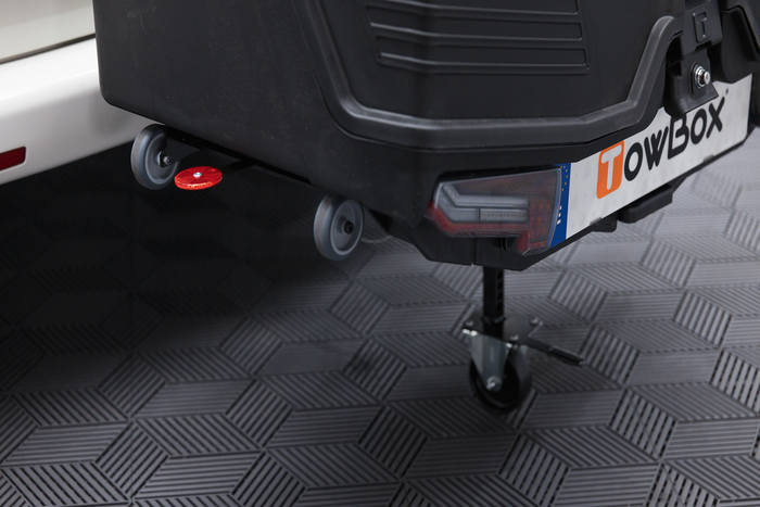 Tažný box Camper Alpha černý (krátký) - nosič na tažné zařízení