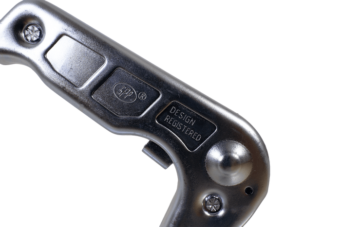 Kulové tažné zařízení STEELPRESS ZSK-1700D pro přívěs o hmotnosti 1700 kg s trubkovou ojí o průměru 50 mm