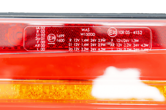 Zadní LED světlo WAŚ W150DD, univerzální, 6 funkcí 
