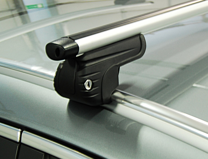 Hliníkový střešní nosič Mont Blanc AMC 5412-A49 s integrovanými lyžinami