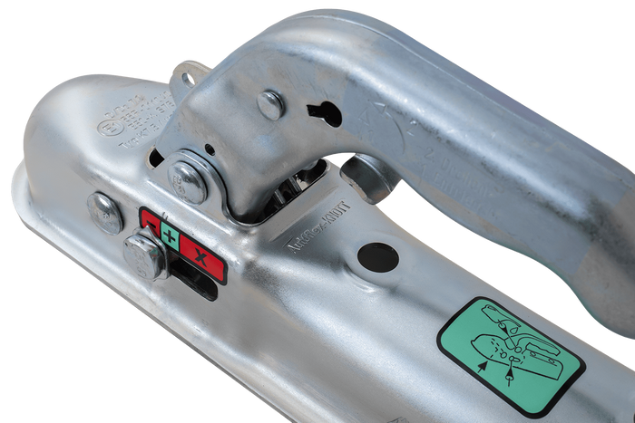 Kulové tažné zařízení KNOTT K7.5-C pro přívěs o hmotnosti 750 kg s trubkovou ojí o průměru 50 mm