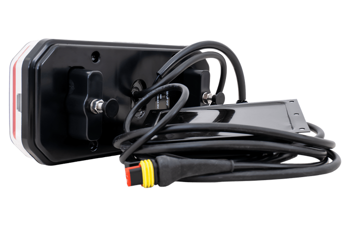 Zadní LED světlo WAŚ W150DD, univerzální, 6 funkcí 