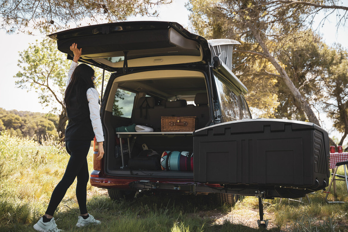 Tažné zařízení Towbox V3 Camper black - box na zavazadla montovaný na tažné zařízení