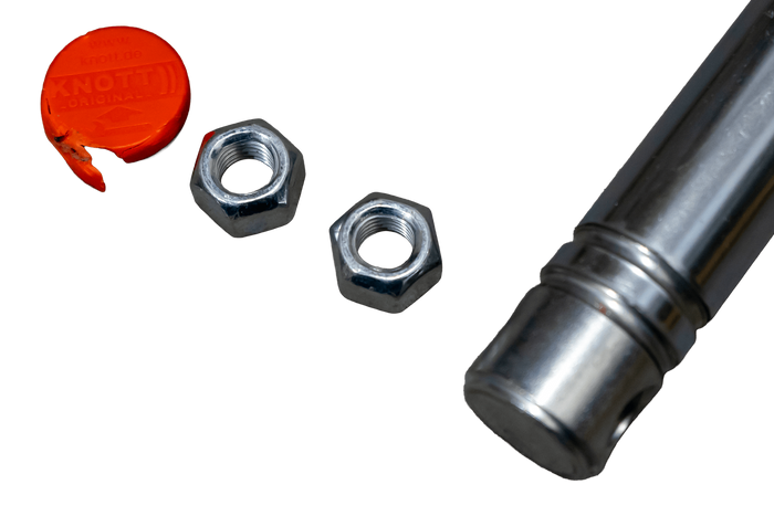 Nájezdové zařízení/tlumič brzd OUTLET KNOTT KF13 pro přívěsy 750-1300 kg