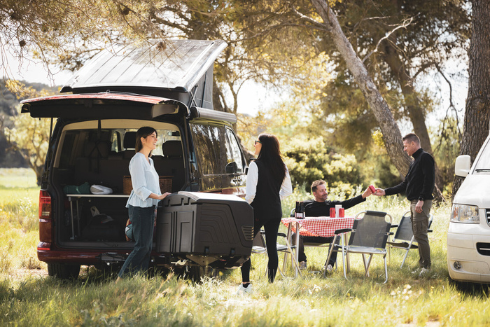 Tažné zařízení Towbox V3 Camper black - box na zavazadla montovaný na tažné zařízení