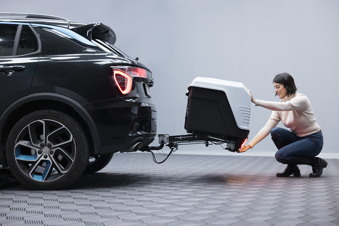 Tažné zařízení Alpha classic grey - box na zavazadla montovaný na tažné zařízení