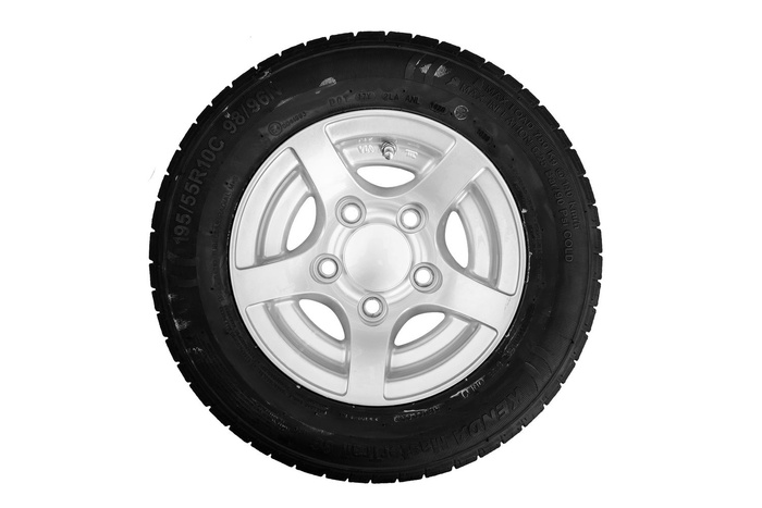 Zesílené kolo pro přívěs KENDA TYRE 195/55 R10C 98/96N ALU STARCO RIM 6Jx10"H2 5x112 ET:-4