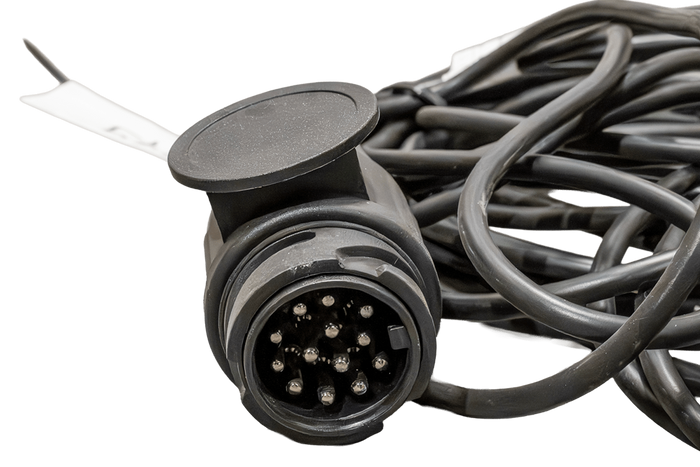 ZÁSUVKA MANTES elektroinstalační kabeláž pro přívěs 5,5 m 13pinová bajonetová zástrčka 2x 5pinová